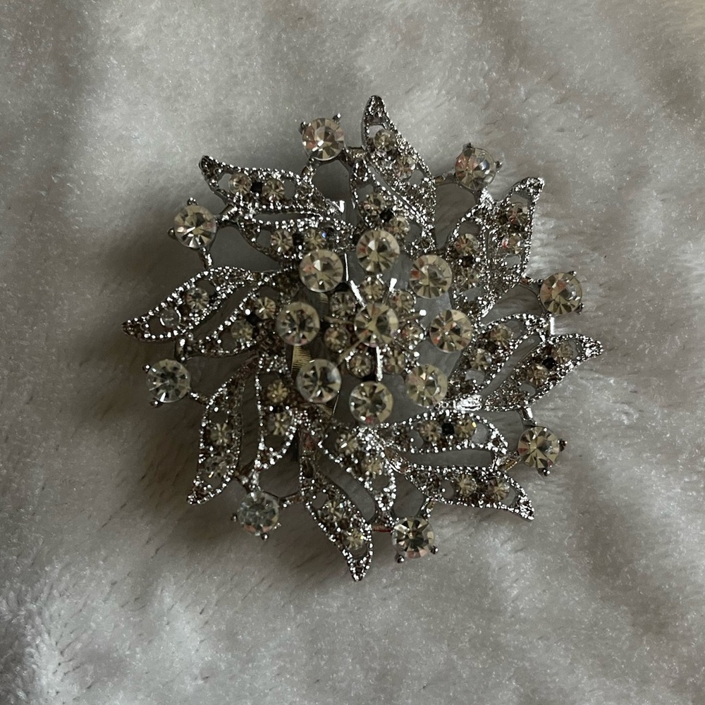 Cz By Kenneth Jay Lane 3 Pins / Brooches - image 3